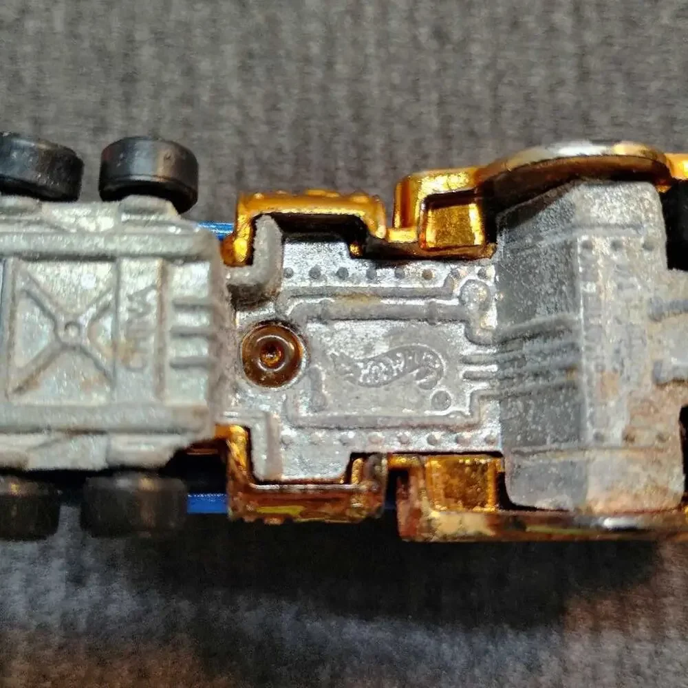 Hot Wheels Train Engine Diecast Car 2007 Blue Gold Flame Rare Collectible
